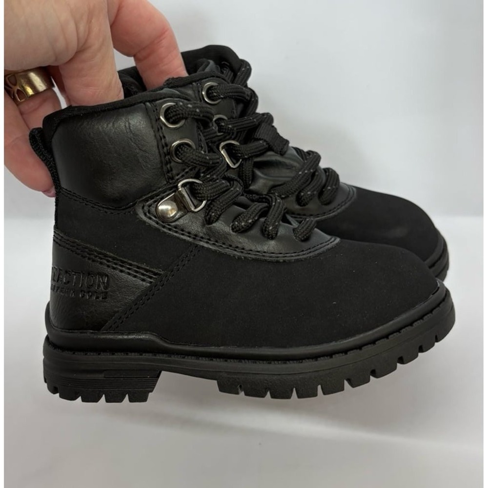 Toddler Boys size 5 Reaction Kenneth Cole black boots. NEW.